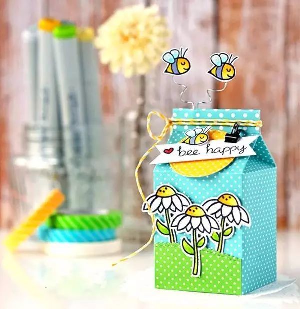 牛奶盒变身小花盆,美美哒!