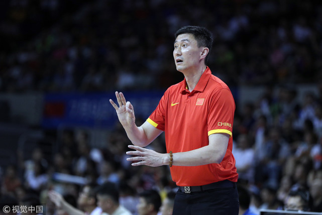 杜峰:常思考男篮水平如何提高 赴美感触颇多
