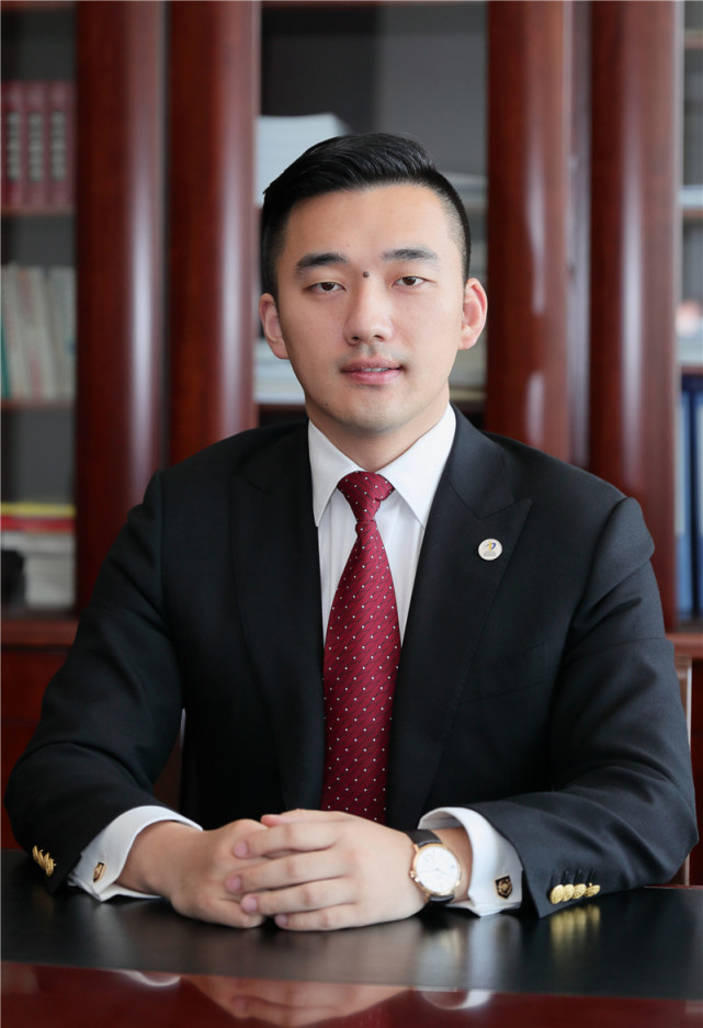 告诉你一个真实的中天钢铁少帅董力源爱长跑也爱撸串能拿下订单也会不