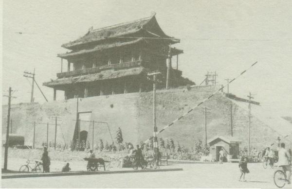 北京城墙是刘少奇下令拆的