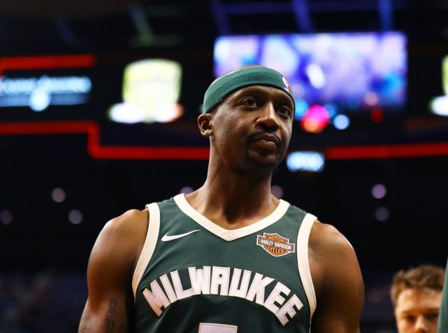 特里:来雄鹿完全因为基德 他下课后球队更有动力