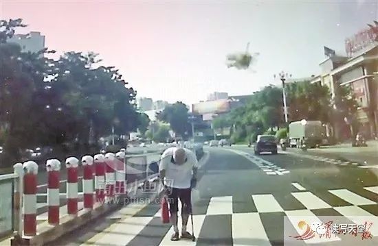 福利!高三月考车让人材料作文导写及下水作