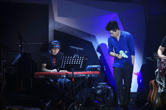 三位男神助阵WCBA全明星,刘帅良打得好,张哲