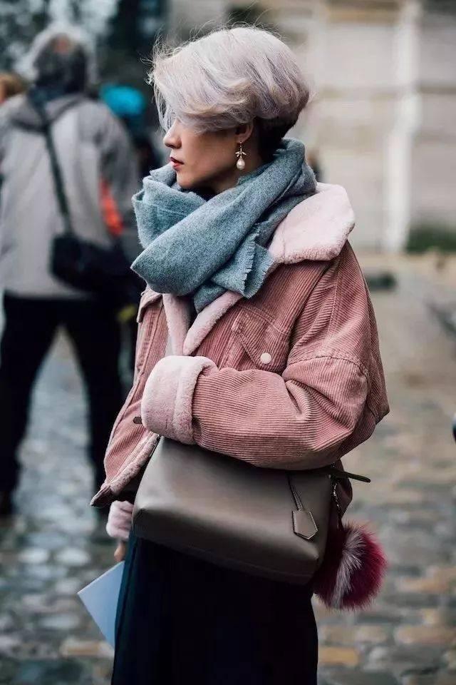 2018最流行的干枯玫瑰色美哭了 杜鹃高圆圆都在穿