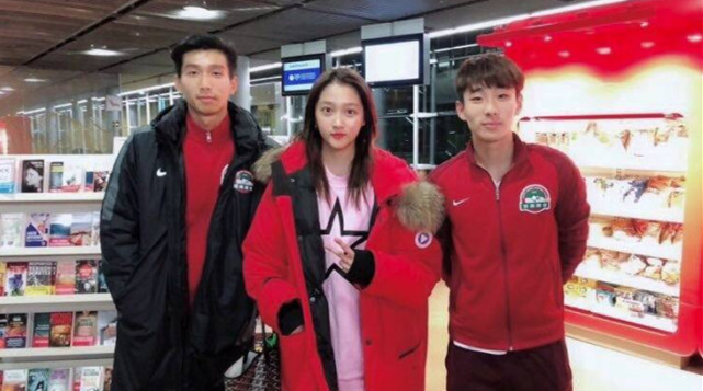 【球真妹】关晓彤,你确定鹿晗喜欢的是建业不