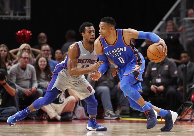 韦少收获赛季第15次三双 MVP之争他已迎头赶