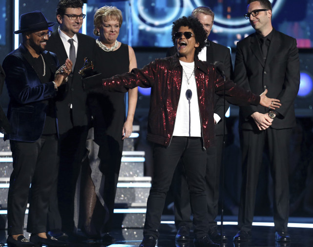 谁是第60届格莱美最大赢家?超级碗中场秀嘉宾