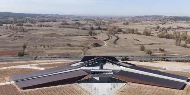 portia酒庄:世界上第一个酒庄建筑