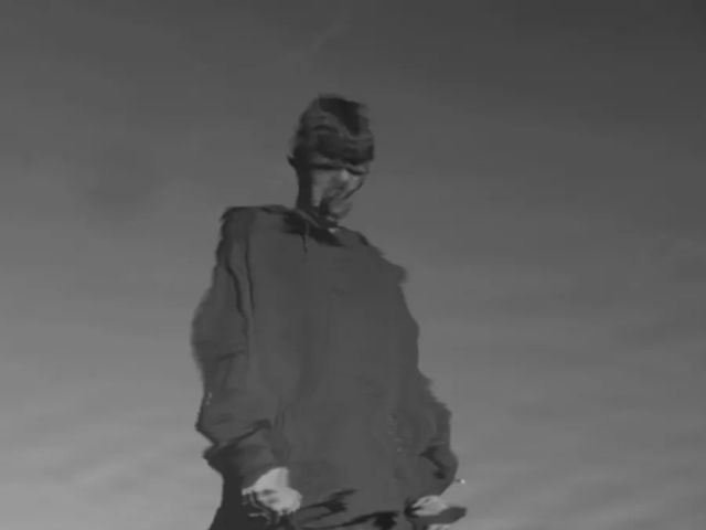 让老佛爷减肥40kg,权志龙为之痴狂的设计师,到