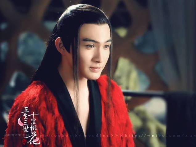 古装红袍加身最帅的男星,罗晋垫底,胡歌第二,第一帅出天际!