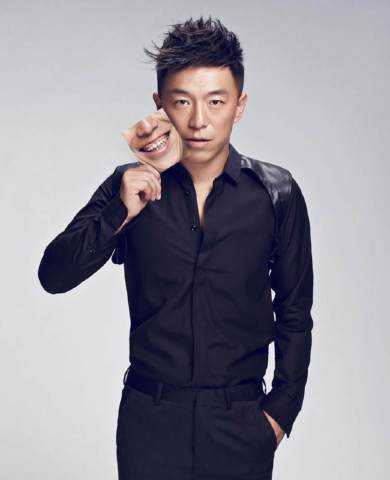 长得丑照样能娶漂亮老婆,黄渤李明就是好榜样