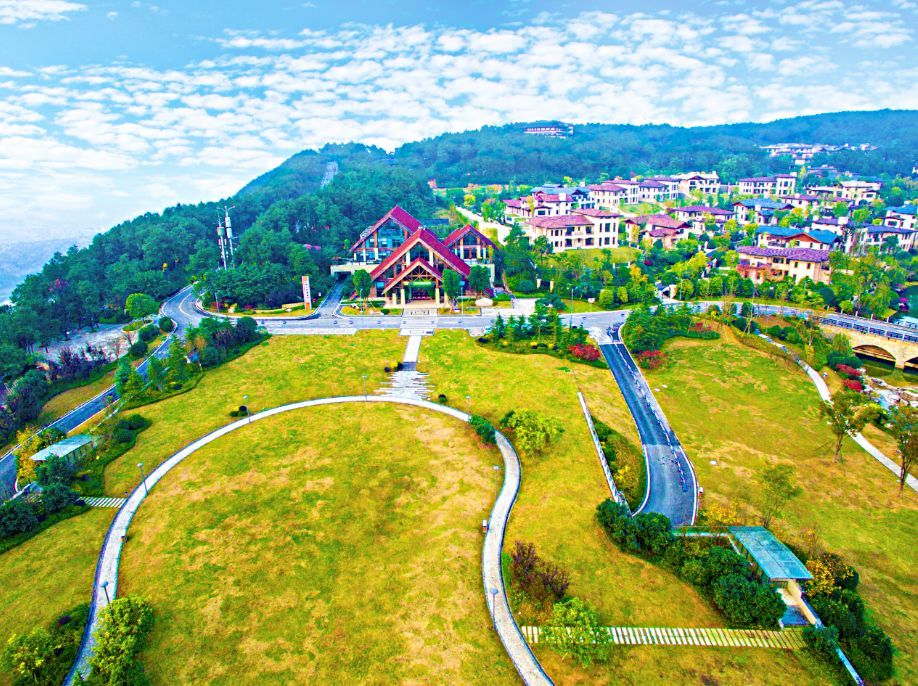 重庆爬山扫黄最强攻略,莫辜负周末大好时光!