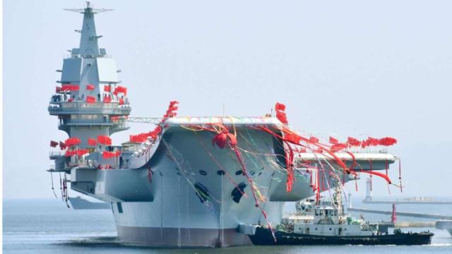 美媒:中国第3艘航母将大变样!2050年可赶上美