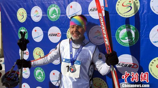 运动热情融化冰雪首届全国冬季铁人三项赛伊春开赛