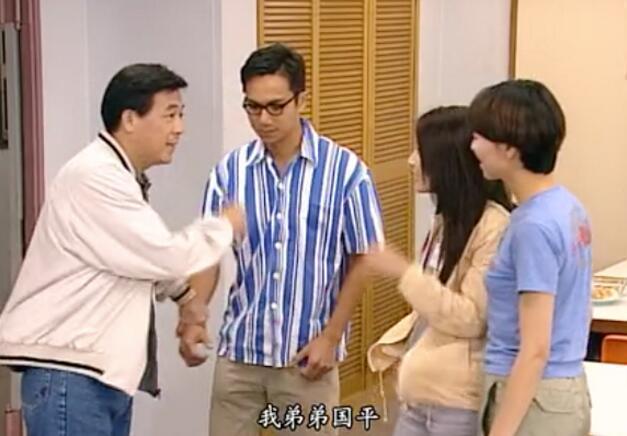 和《陀枪师姐3》里面的连环奸杀案凶手,严重人格分裂症患者鲍国平吧