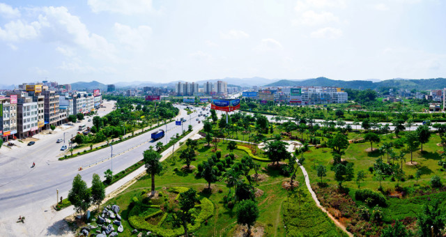 广西8个县级市、包括宜州,市区风光大比拼,看