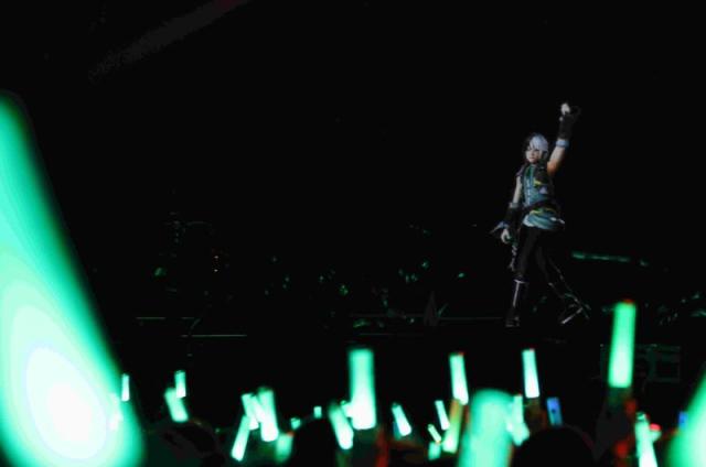 人工智能配音大师、虚拟歌手洛天依、写诗机