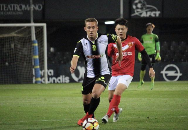 穆里奇助梅县逆转西乙B队 猎豹显神威4场怒轰