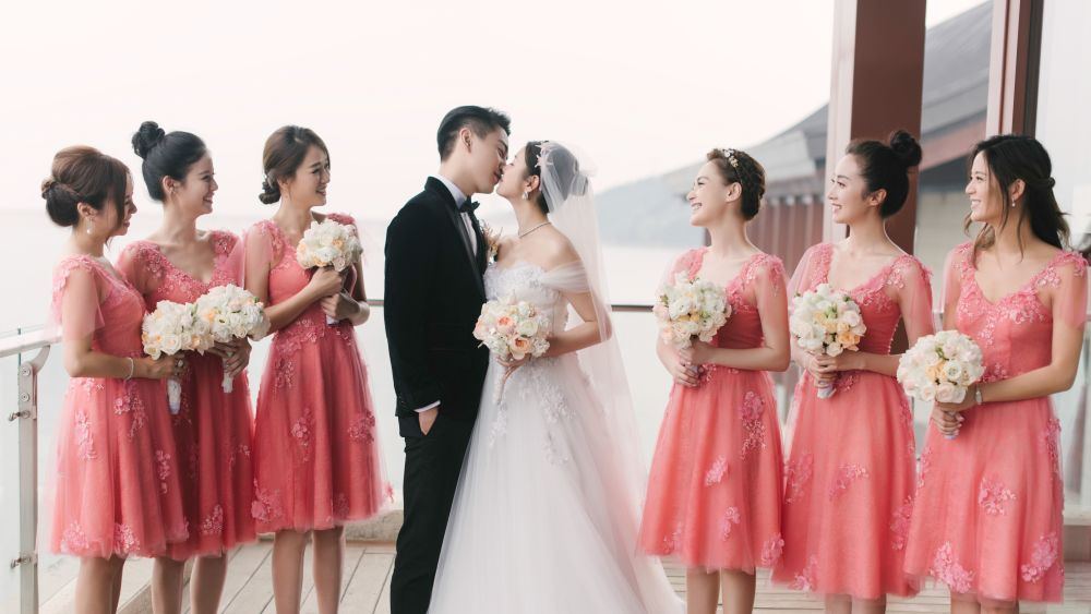 张若昀唐艺昕月底办婚礼,谁是新娘的闺蜜,谁又会出现在伴娘团中_腾讯