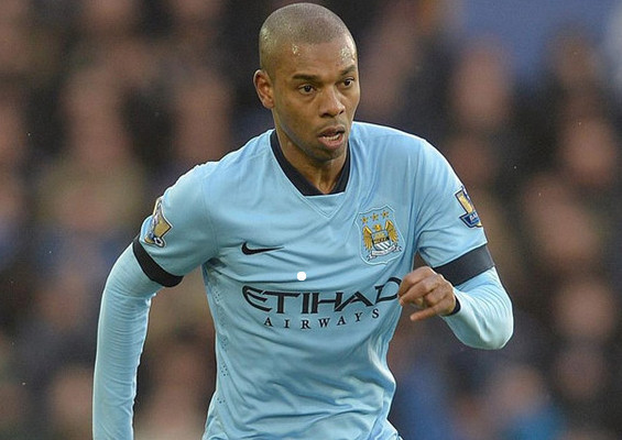 瓜迪奥拉有意引进矿工中场悍将弗雷德,接班巴西老乡费尔南迪尼奥