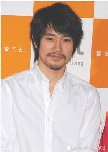 松山健一主持蓝丝带颁奖颁奖礼很紧张跟阿部贞夫开黄腔 吉永小百合 松山健一 大竹忍