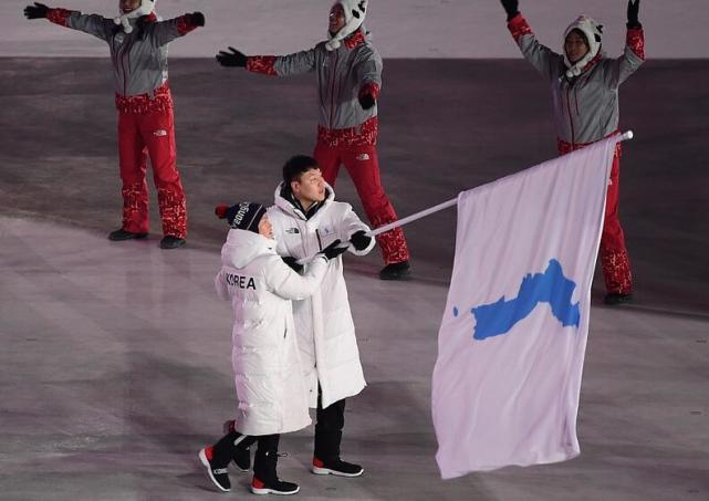 平昌冬奥会韩朝再携手入场令人动容 朝鲜文化气势恢宏
