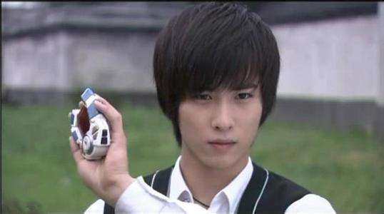 吴昊泽,1987年3月24日出生于江苏省徐州市,中国内地男演员,2005年考