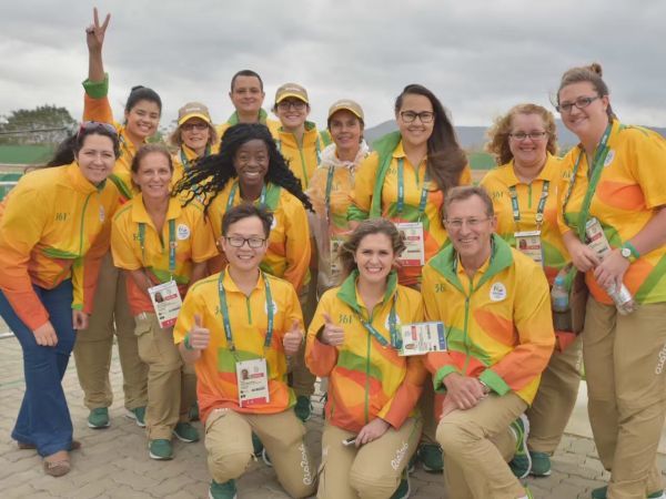 志愿者亲身经历谈平昌冬奥会:相比里约 更爱平