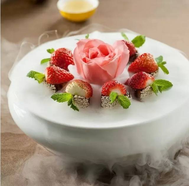 12款干冰菜品制作值得所有厨师学习