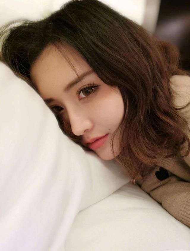 斗鱼直播女主播排名:冯提莫只排第二 第一爱唱