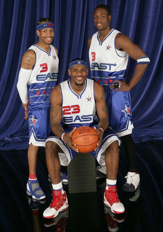 历史上的今天:活塞组五虎 利拉德51分击溃勇士