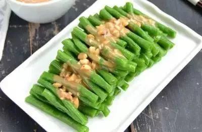 芝麻酱|让我们干了这杯芝麻酱