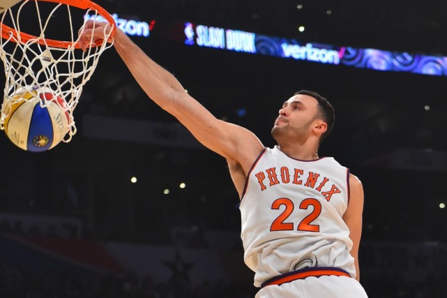 小南斯将身披父亲退役球衣 骑士22号下周重现