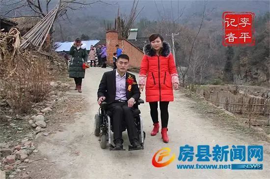 长治一姑娘恋上快手网红,带家当赴湖北与残疾