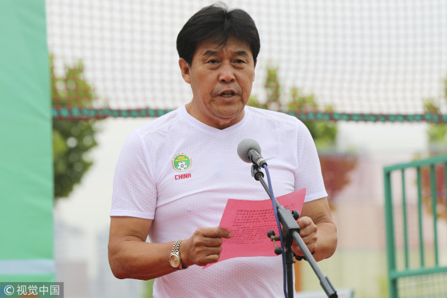 大连功勋教头:一方不应操之过急 引援要适当