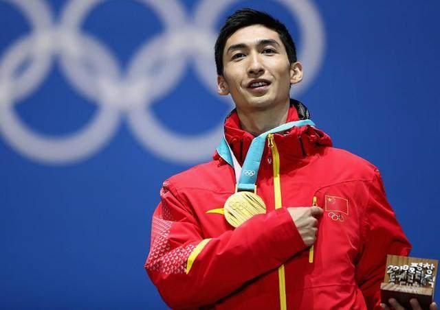中国冰雪健儿回眸2018 武大靖期待和祖国一起