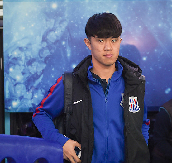 李建滨辟谣三角转会跟真的一样我自己都不知