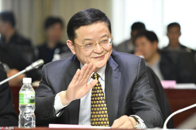 足协副主席当选中超公司董事长 六俱乐部高层