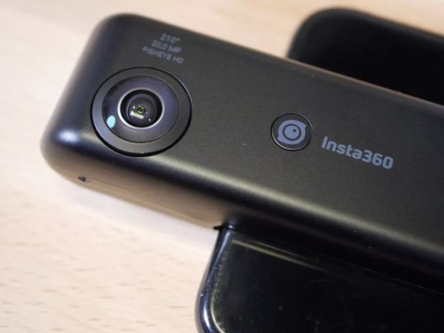 Insta360 Nano S:不仅是能打电话的全景相机