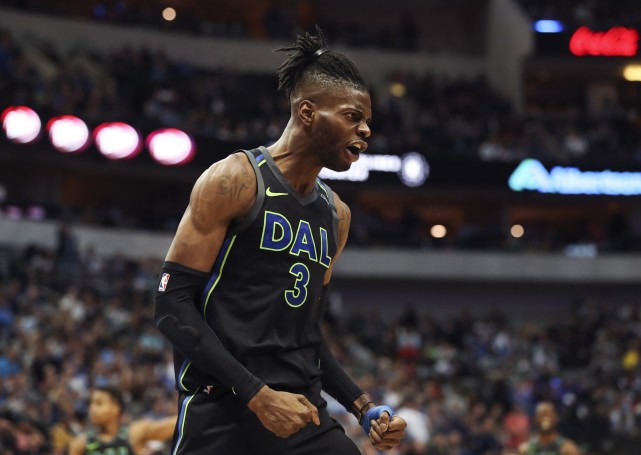 观察-独行侠拒绝摆烂敢打敢拼 诺埃尔复出迎来