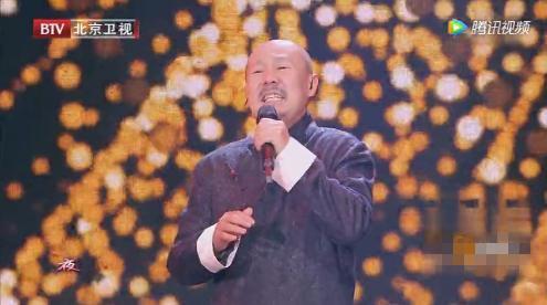 腾格尔花式演唱《倍儿爽》获大张伟点赞:玩出了新感觉!