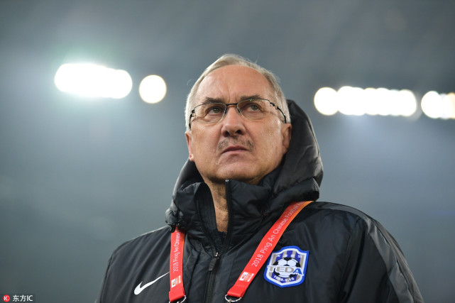 施蒂利克:队员们更历史里很失落 杜佳不该送点