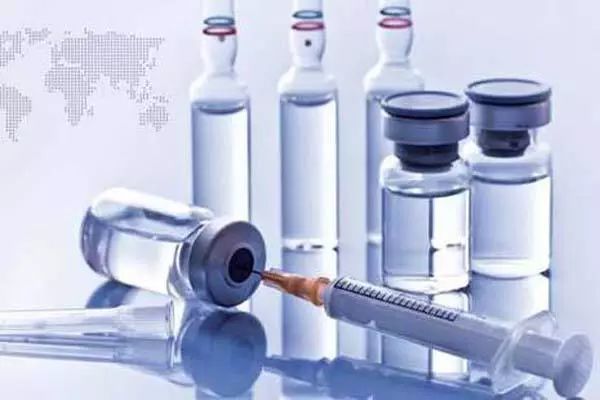 中国孩子出生后三大极限挑战:疫苗,奶粉,幼儿园