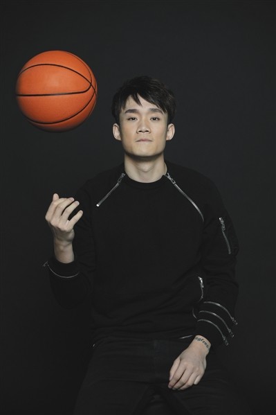 丁彦雨航去nba能打上球肯定去易建联至少再打5年