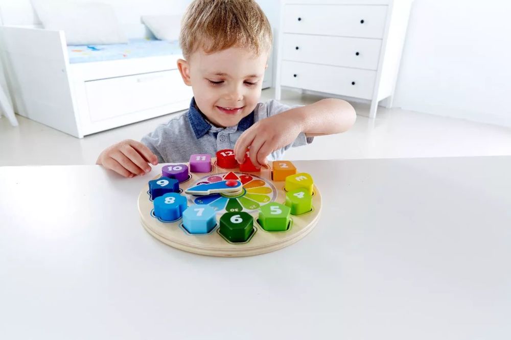 1岁+宝宝必备的3款蒙氏玩具,小手更灵巧,激发