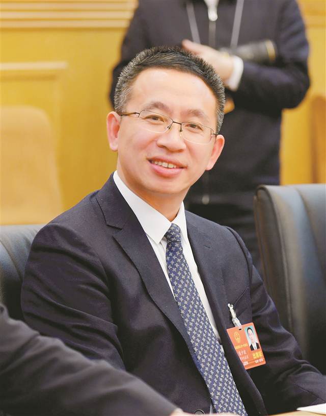 全国人大代表,重庆市交通党委书记许仁安