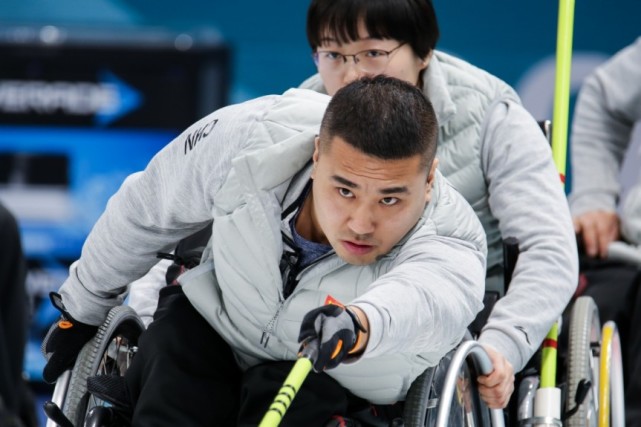 表现完美 轮椅冰壶中国队提前两局获胜