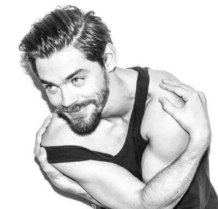 "蛋蛋"塔伦·埃格顿将接棒饰演金刚狼?