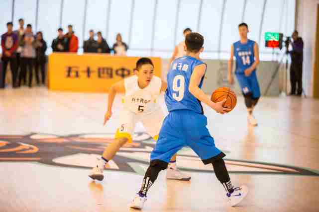 耐高上海赛区半决赛 南模中学淘汰五十四中学