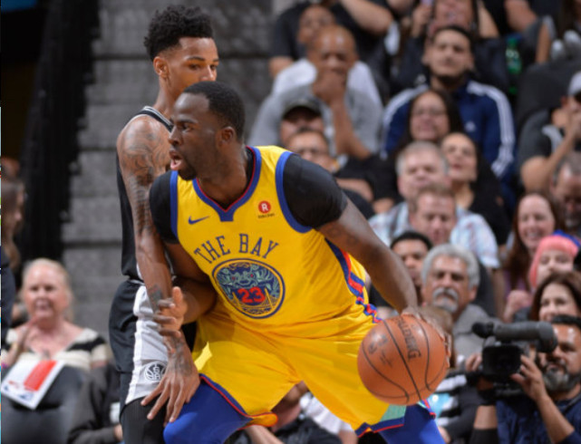 勇士格林战马刺腹部受伤 中途退赛四巨头全伤